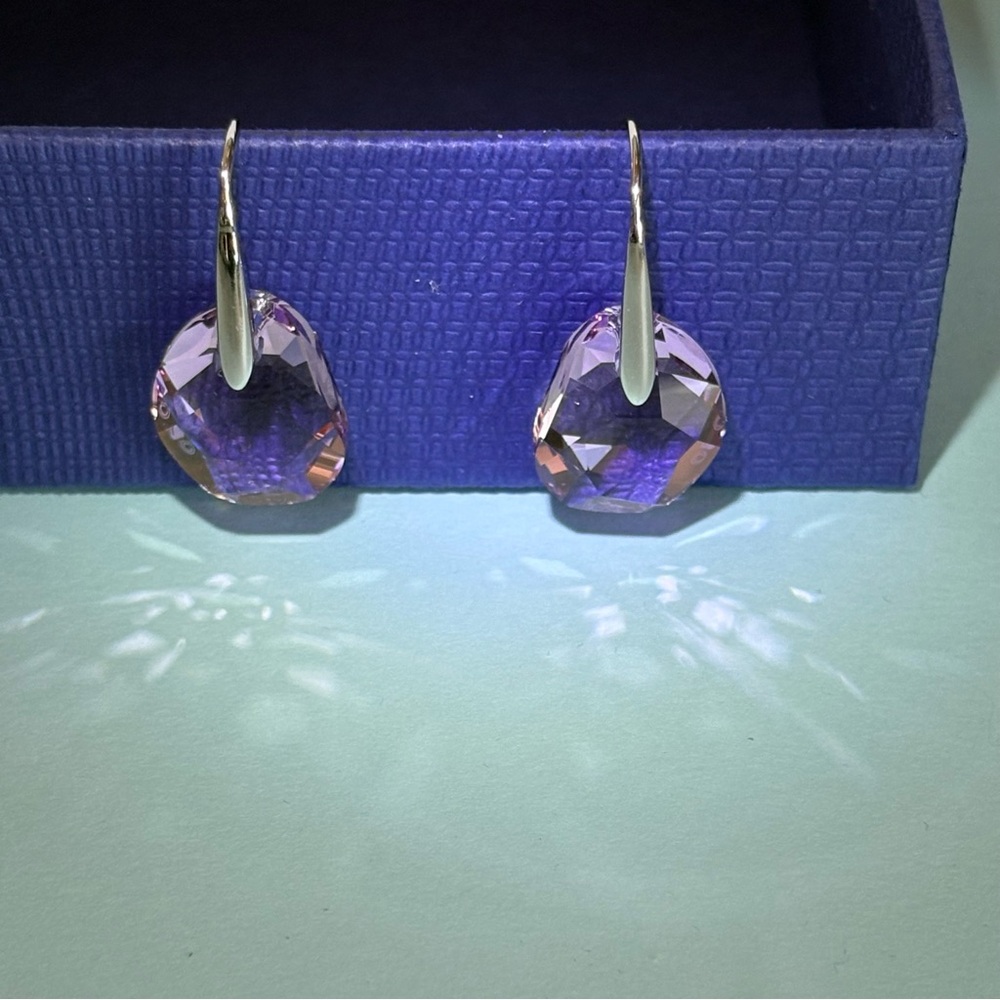 Authentic Swarovski Galet Cut Soft Purple Rhodium Plated Fish Hook Drop Earrings - Picture 2 of 15